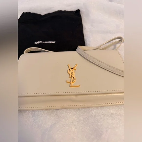 YSL CASSANDRE PHONE HOLDER IN SMOOTH LEATHER - Picture 3 of 9